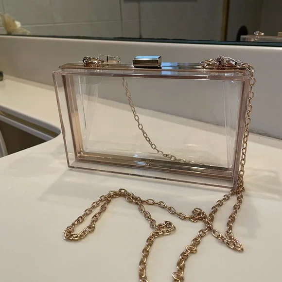 Clear Lucite Clutch With Gold Border - detachable crossbody chain - Picture 2 of 11